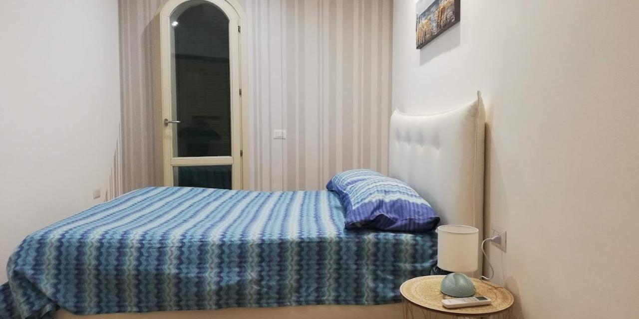 Residenza Anna Maria Apartment Кротоне Екстериор снимка