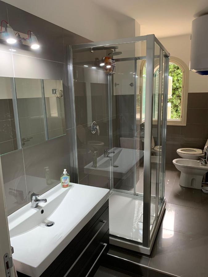 Residenza Anna Maria Apartment Кротоне Екстериор снимка