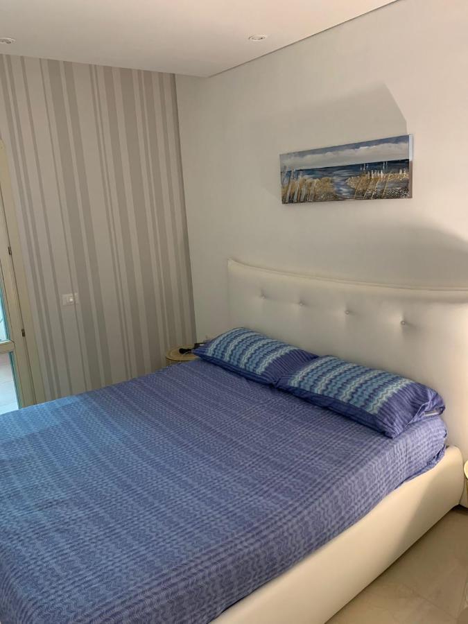 Residenza Anna Maria Apartment Кротоне Екстериор снимка